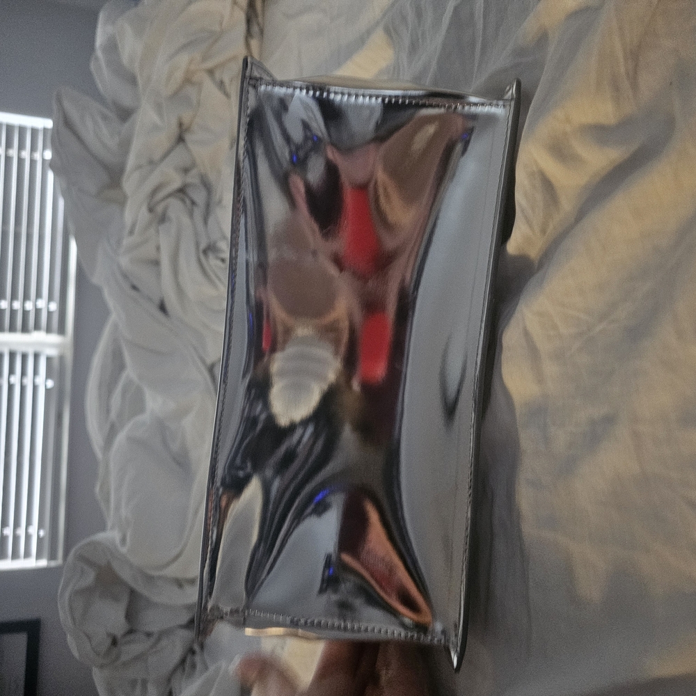 Jacquemus Silver and Gold Accent Bag - Picture 5 of 8